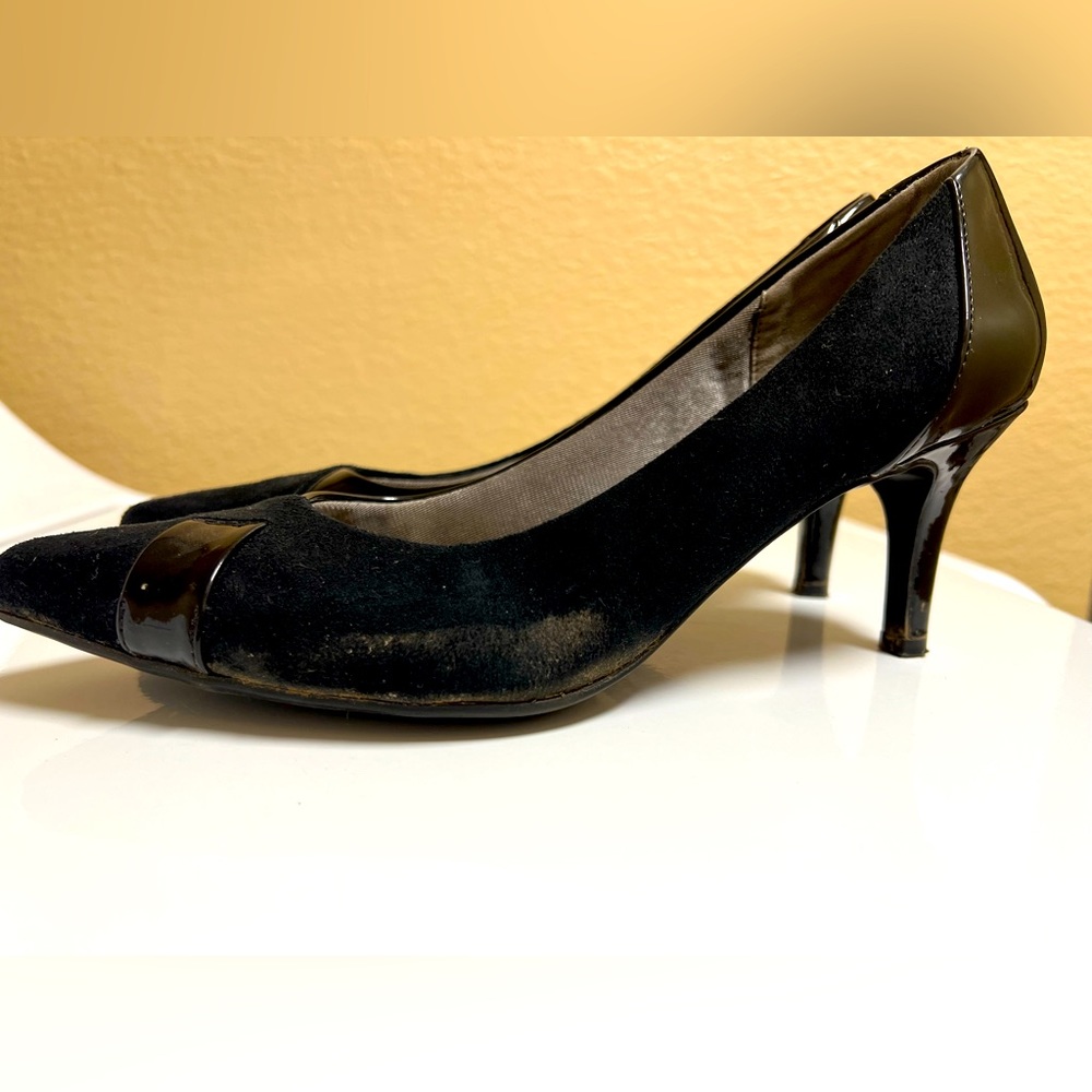 Black heels